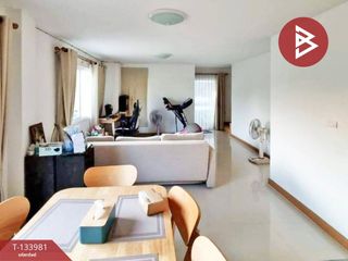 For sale 3 bedrooms townhouse in Mueang Chon Buri, Chonburi