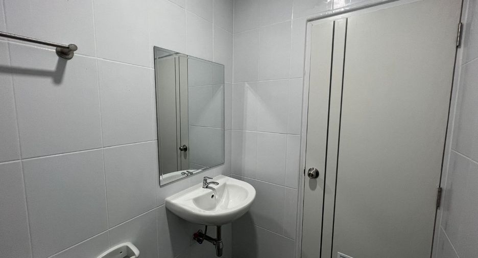 Reihenhaus zum Kauf mit 2 Zimmer in Bang Yai, Nonthaburi