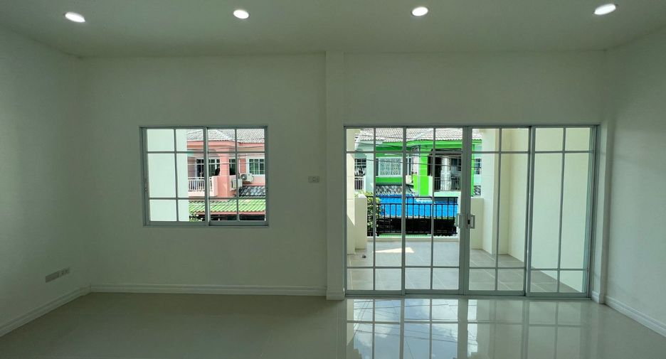 Reihenhaus zum Kauf mit 2 Zimmer in Bang Yai, Nonthaburi