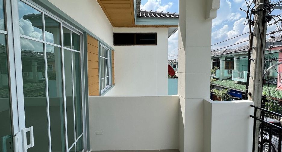 Reihenhaus zum Kauf mit 2 Zimmer in Bang Yai, Nonthaburi