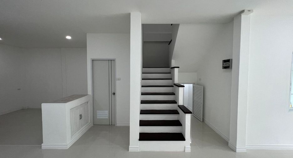 Reihenhaus zum Kauf mit 2 Zimmer in Bang Yai, Nonthaburi