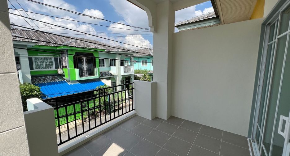 Reihenhaus zum Kauf mit 2 Zimmer in Bang Yai, Nonthaburi