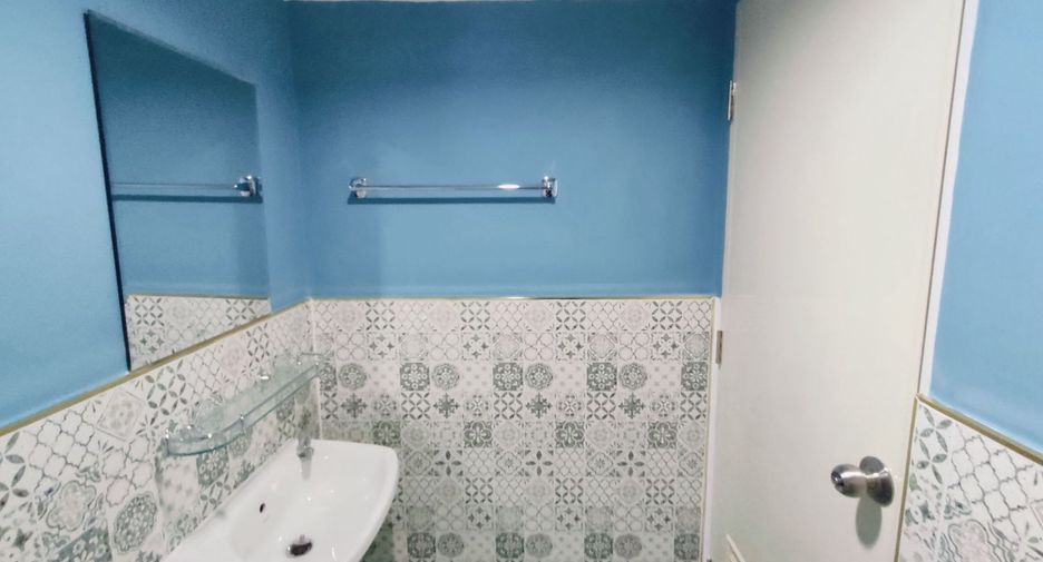 For sale 3 bedrooms townhouse in Bang Phli, Samut Prakan