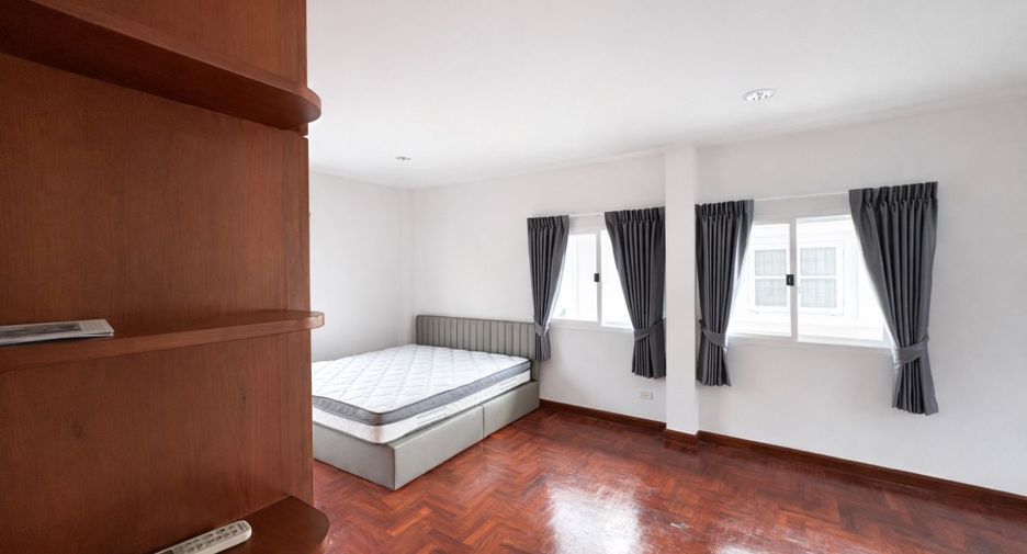 For rent 4 bedrooms house in Min Buri, Bangkok