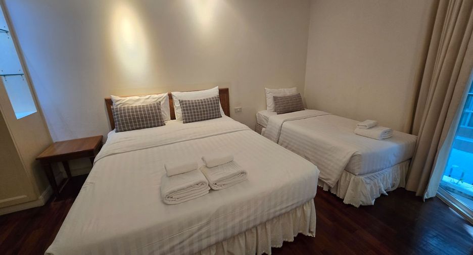 For rent 2 bedrooms apartment in Sathon, Bangkok