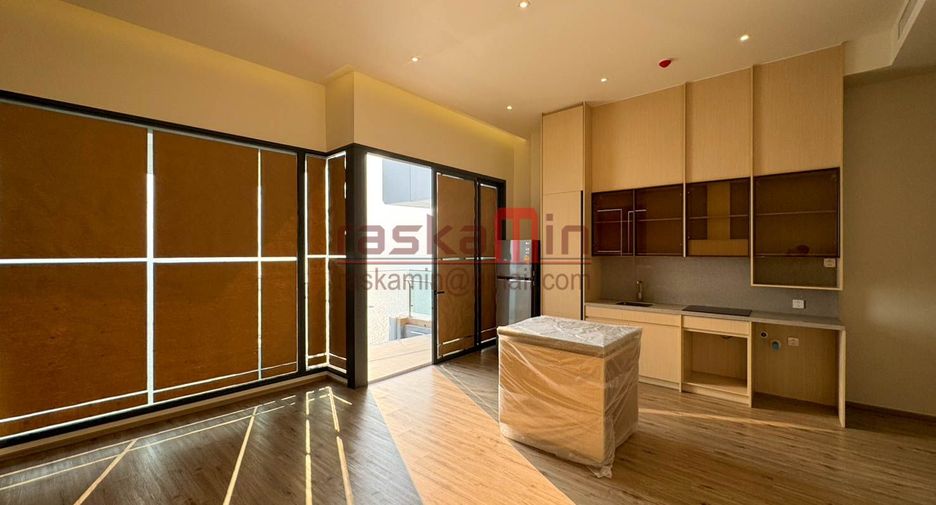 For sale 2 ベッドルーム condo in Bang Lamung, Chonburi