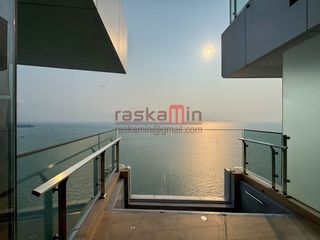 For sale 2 ベッドルーム condo in Bang Lamung, Chonburi