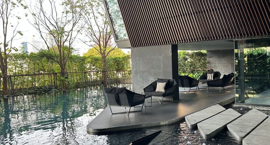 For rent 2 ベッドルーム condo in Khlong Toei, Bangkok