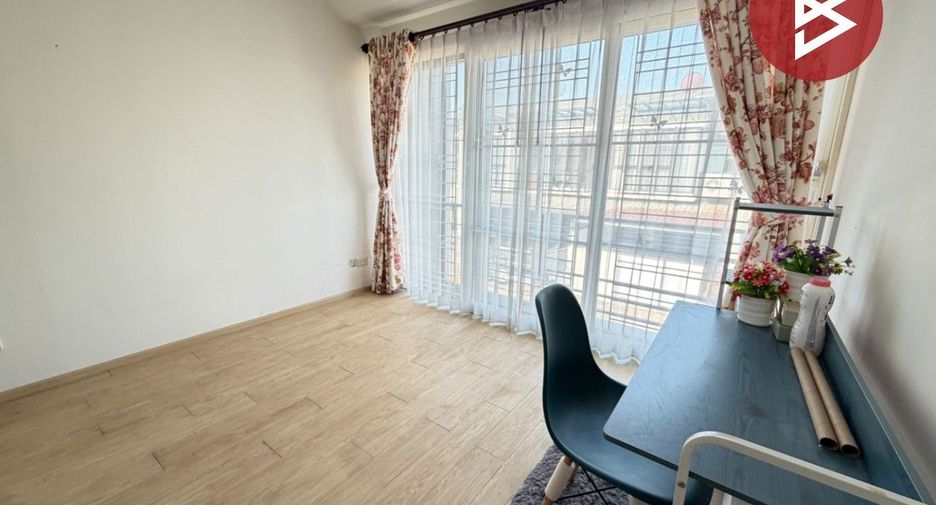 Casa en venta de 3 habitaciones en Bang Lamung, Chonburi