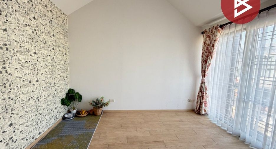 Casa en venta de 3 habitaciones en Bang Lamung, Chonburi