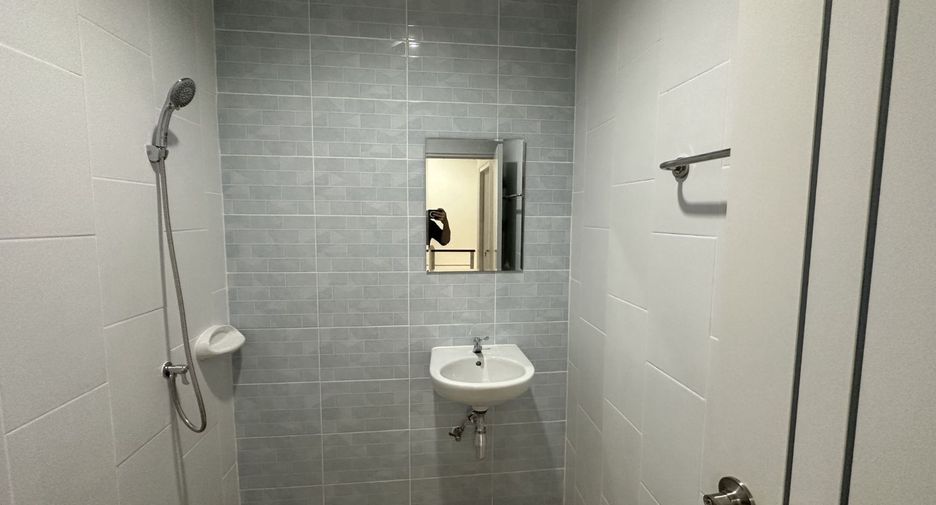 Reihenhaus zum Kauf mit 2 Zimmer in Bang Sao Thong, Samut Prakan