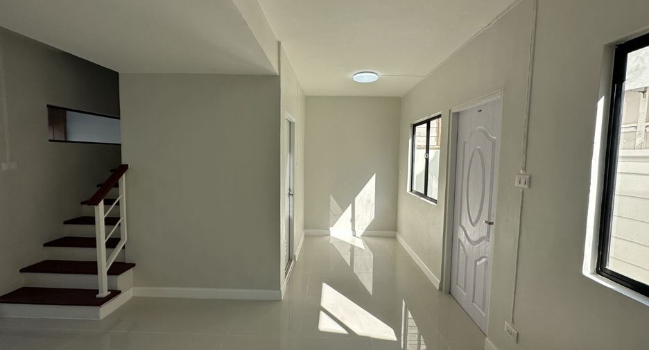 Reihenhaus zum Kauf mit 2 Zimmer in Bang Sao Thong, Samut Prakan
