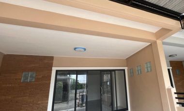 出售 3 卧室 联排别墅 在 Mueang Nakhon Si Thammarat, Nakhon Si Thammarat