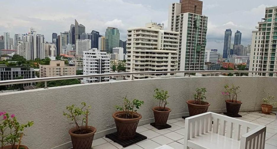 À louer et à vendre 2 chambres condo à Watthana, Bangkok