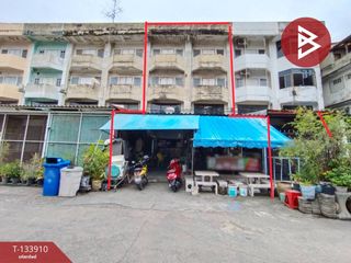 出售 4 卧室 商业空间 在 Mueang Samut Prakan, Samut Prakan