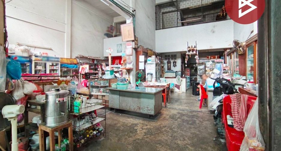 Продажа 4 спальни торговое помещение в Mueang Samut Prakan, Самутпракан