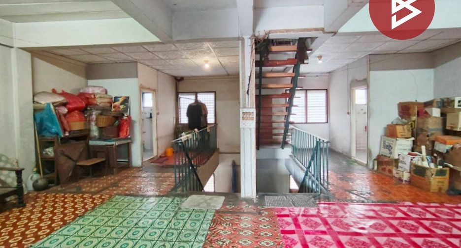 Продажа 4 спальни торговое помещение в Mueang Samut Prakan, Самутпракан