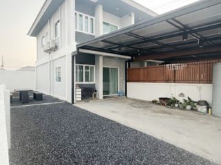 Reihenhaus zum Kauf mit 2 Zimmer in Bang Bo, Samut Prakan