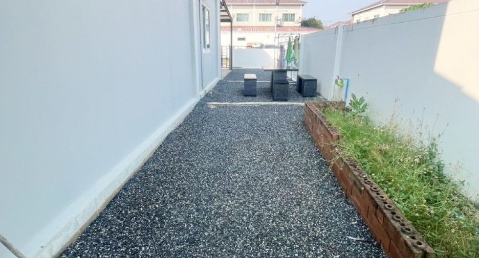 For sale 2 bedrooms townhouse in Bang Bo, Samut Prakan