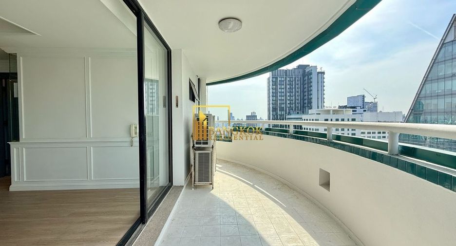 Wohnung zum Kauf mit 3 Zimmer in Khlong Toei, Bangkok