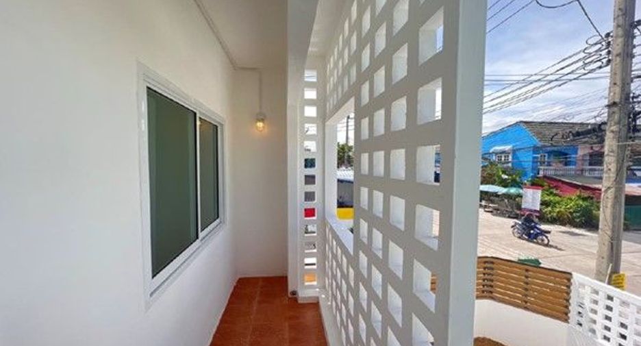 Casa adosada en venta de 2 habitaciones en Phra Samut Chedi, Samut Prakan