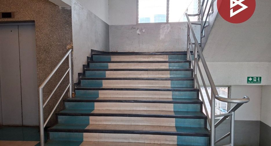 For sale 1 bed condo in Bang Na, Bangkok