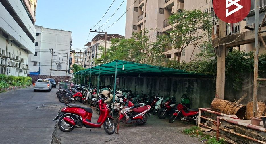 For sale 1 bed condo in Bang Na, Bangkok