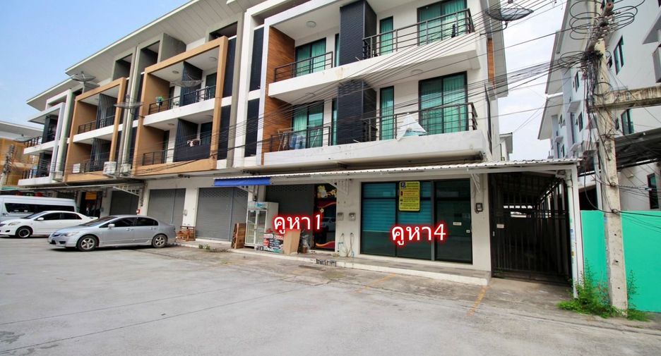 For sale 4 bedrooms retail Space in Si Racha, Chonburi