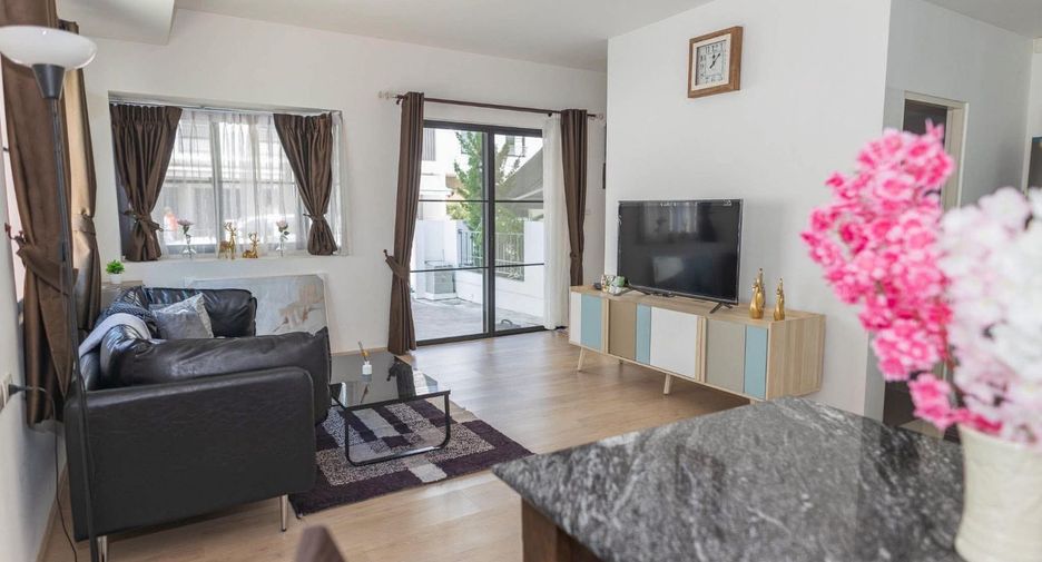 For rent and for sale 3 bedrooms townhouse in Bang Phli, Samut Prakan