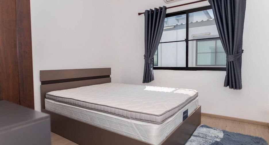 For rent and for sale 3 bedrooms townhouse in Bang Phli, Samut Prakan