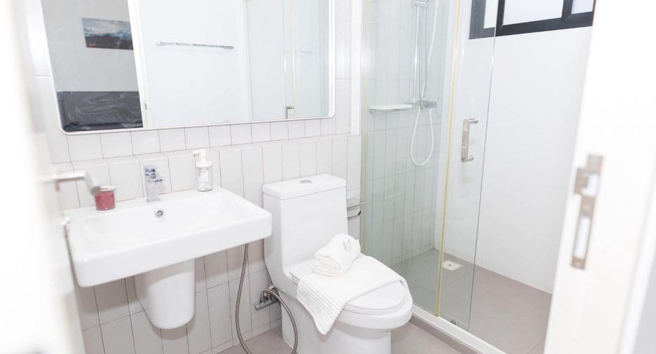 For rent and for sale 3 bedrooms townhouse in Bang Phli, Samut Prakan