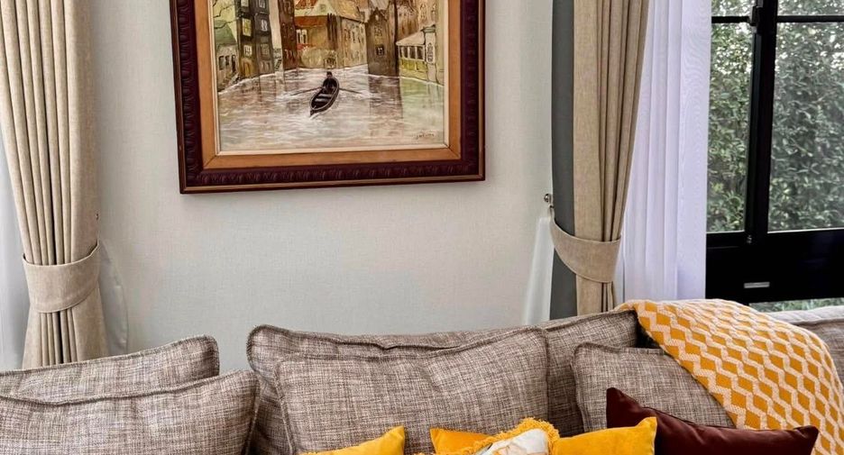 Casa en venta de 4 habitaciones en Saphan Sung, Bangkok