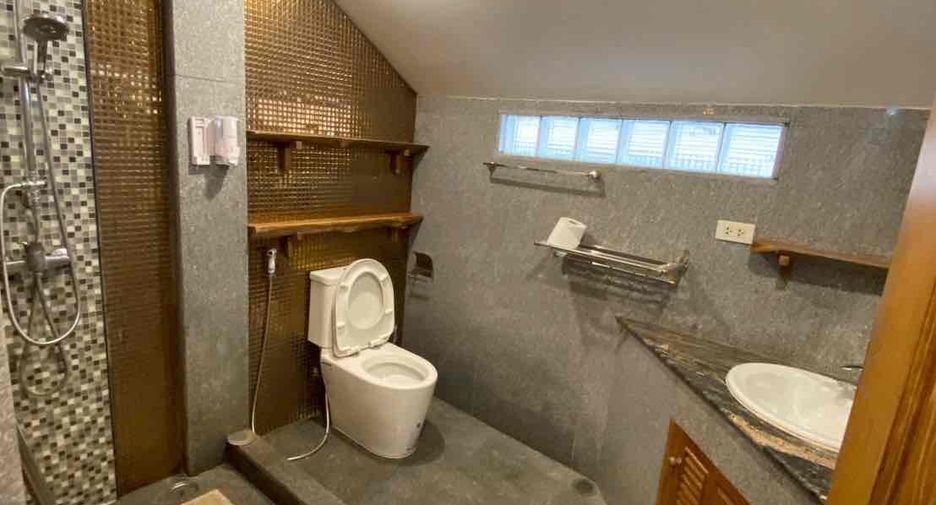Villa zur Miete mit 7 Zimmer in Sattahip, Chonburi