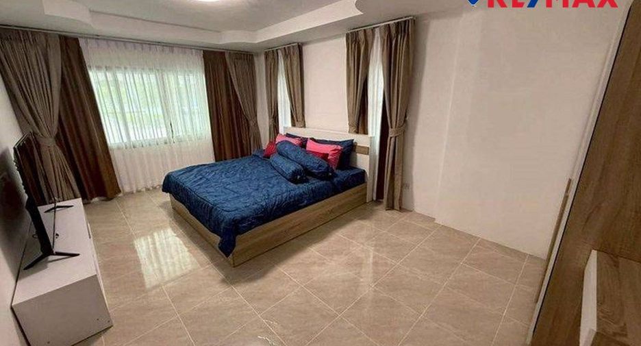 Casa en venta de 4 habitaciones en Bang Lamung, Chonburi