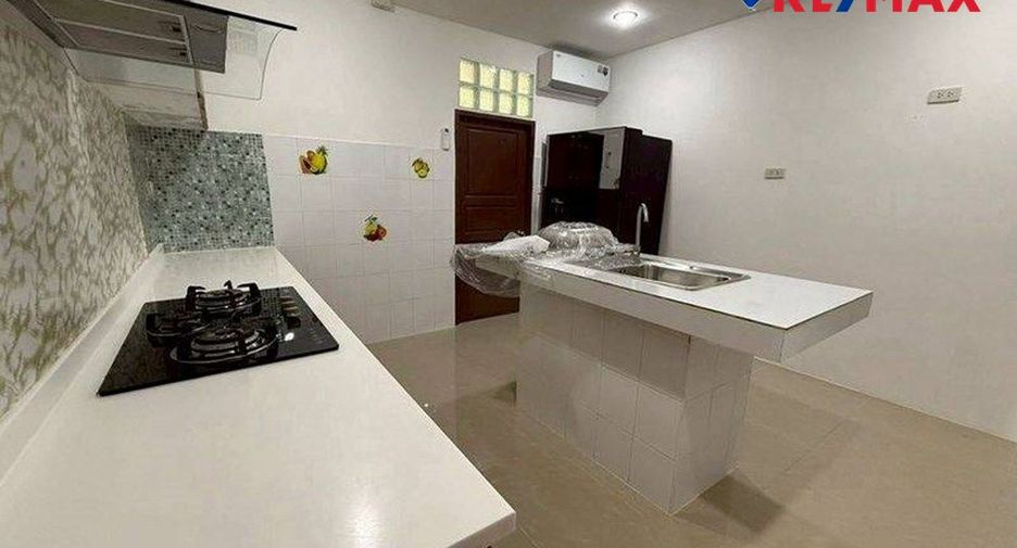 Casa en venta de 4 habitaciones en Bang Lamung, Chonburi