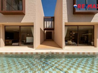 For sale 5 bedrooms house in Bang Lamung, Chonburi