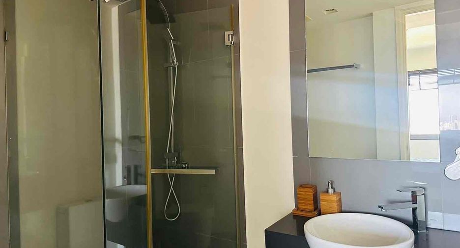 Condo en alquiler de 2 habitaciones en Bang Lamung, Chonburi