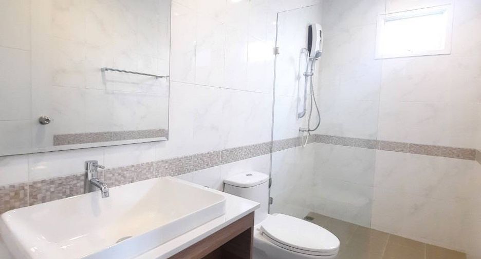 For rent and for sale 3 bedrooms villa in Mueang Phuket, Phuket