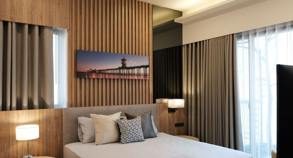 For rent 2 bedrooms condo in Watthana, Bangkok