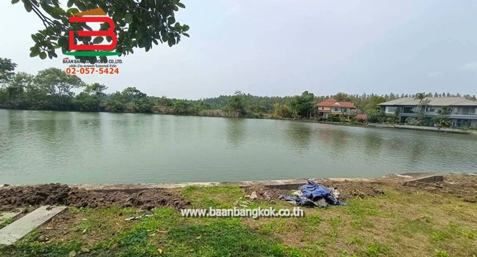 For sale land in Sam Khok, Pathum Thani