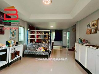 For sale 3 bedrooms house in Mueang Pathum Thani, Pathum Thani