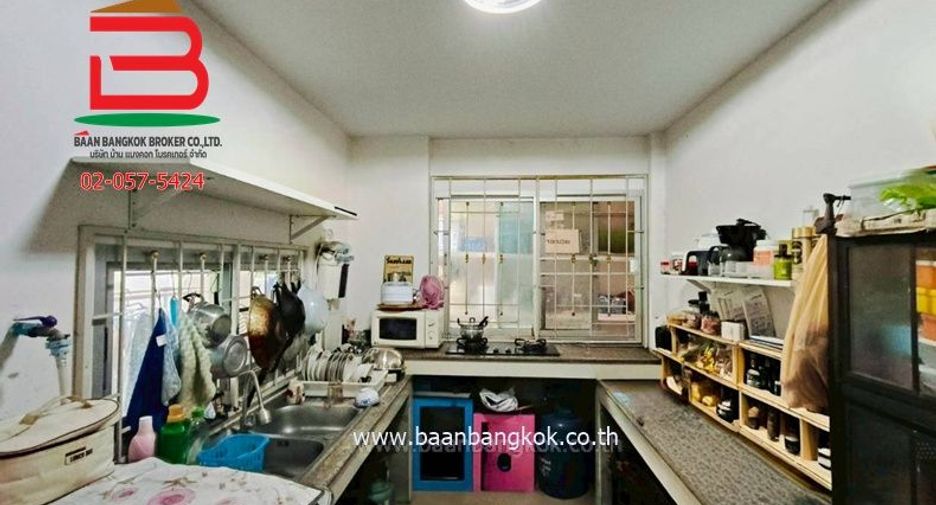 For sale 3 bedrooms house in Mueang Pathum Thani, Pathum Thani