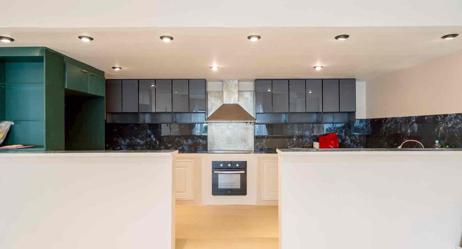 For rent 5 bedrooms villa in Bang Lamung, Chonburi
