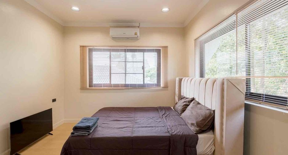For rent 5 bedrooms villa in Bang Lamung, Chonburi