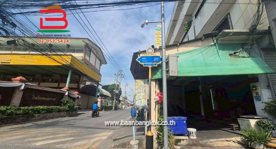 Terreno en venta en Mueang Samut Prakan, Samut Prakan