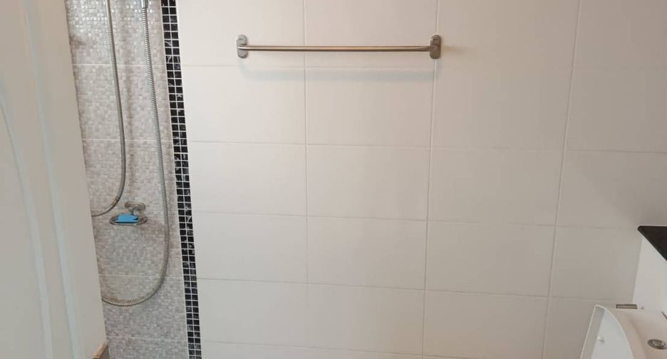 For rent 3 bedrooms house in Lat Krabang, Bangkok