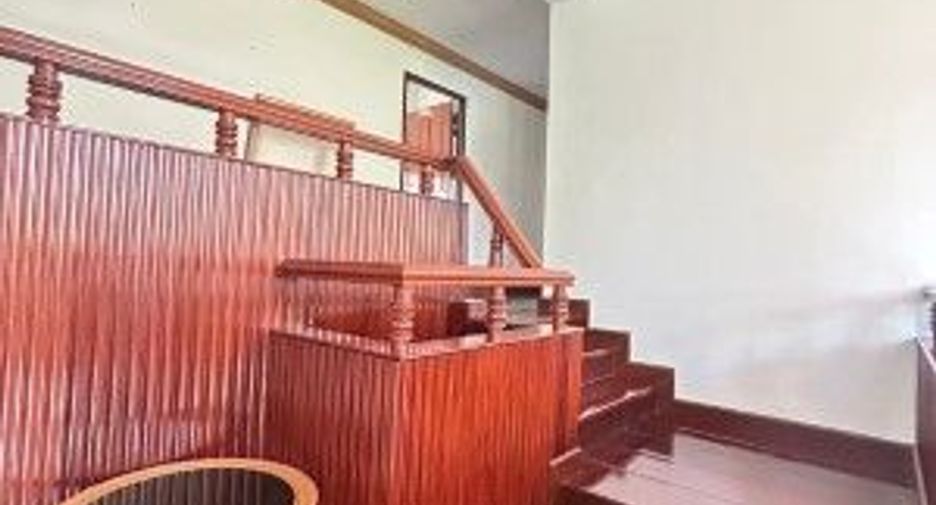 Casa en alquiler de 5 habitaciones en Prawet, Bangkok