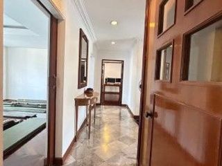 Haus zur Miete mit 5 Zimmer in Prawet, Bangkok