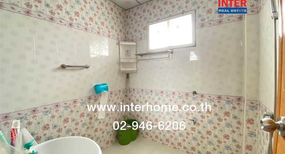 For sale 5 bedrooms house in Lam Luk Ka, Pathum Thani