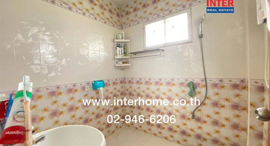 For sale 5 bedrooms house in Lam Luk Ka, Pathum Thani